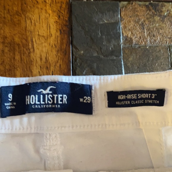 Hollister High Rise Short - Picture 2 of 4
